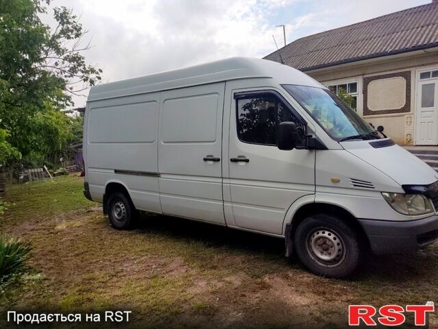 Білий Мерседес Sprinter, об'ємом двигуна 2.1 л та пробігом 380 тис. км за 7000 $, фото 1 на Automoto.ua