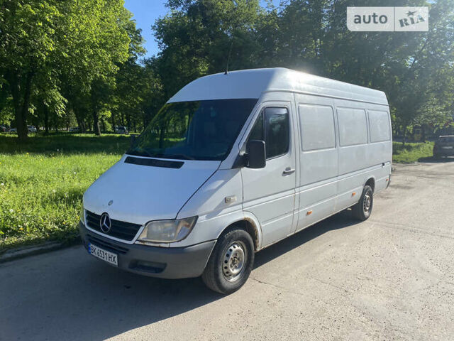 Білий Мерседес Sprinter, об'ємом двигуна 0 л та пробігом 537 тис. км за 7700 $, фото 1 на Automoto.ua