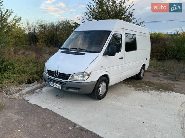 Білий Мерседес Sprinter, об'ємом двигуна 2.15 л та пробігом 422 тис. км за 7500 $, фото 1 на Automoto.ua
