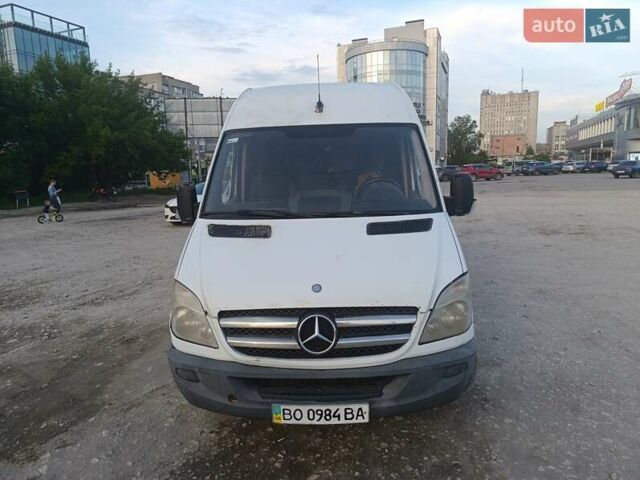 Білий Мерседес Sprinter, об'ємом двигуна 2.15 л та пробігом 577 тис. км за 8300 $, фото 1 на Automoto.ua