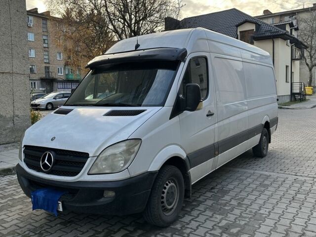 Білий Мерседес Sprinter, об'ємом двигуна 2.2 л та пробігом 580 тис. км за 9500 $, фото 1 на Automoto.ua