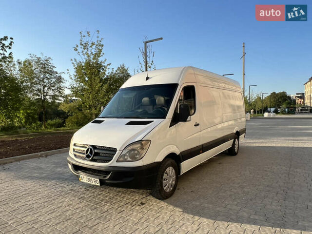 Білий Мерседес Sprinter, об'ємом двигуна 2.15 л та пробігом 435 тис. км за 10500 $, фото 1 на Automoto.ua