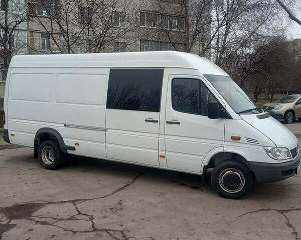 Білий Мерседес Sprinter, об'ємом двигуна 2.69 л та пробігом 182 тис. км за 23993 $, фото 1 на Automoto.ua