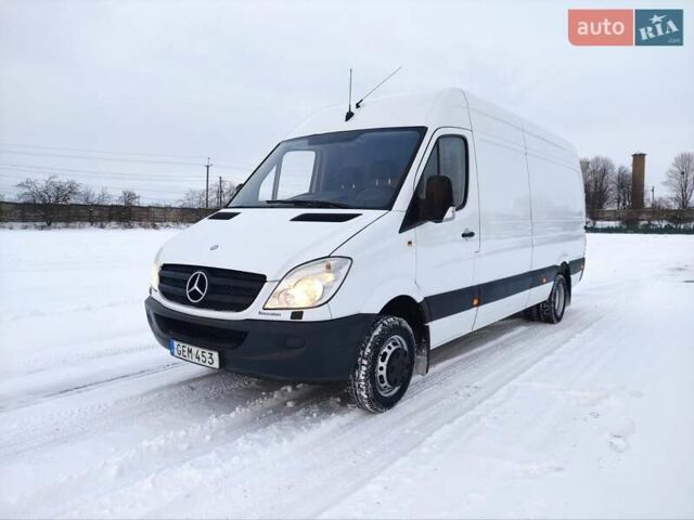 Белый Мерседес Sprinter, объемом двигателя 0 л и пробегом 186 тыс. км за 27300 $, фото 1 на Automoto.ua