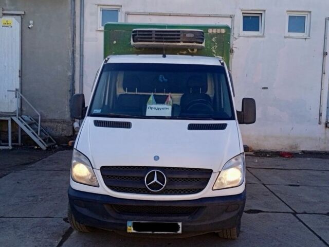 Белый Мерседес Sprinter, объемом двигателя 2.14 л и пробегом 200 тыс. км за 9267 $, фото 1 на Automoto.ua