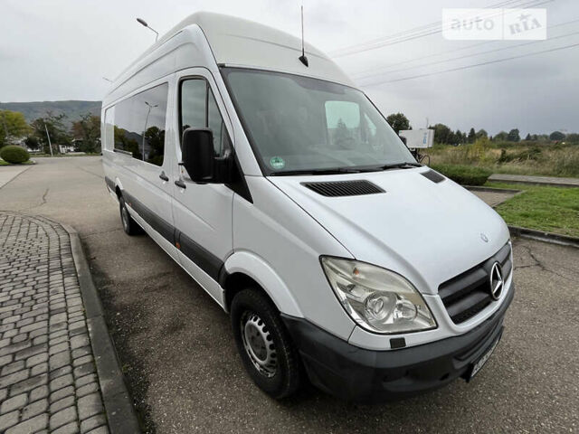 Белый Мерседес Sprinter, объемом двигателя 0 л и пробегом 330 тыс. км за 20500 $, фото 1 на Automoto.ua