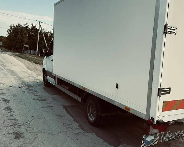 Белый Мерседес Sprinter, объемом двигателя 2.1 л и пробегом 415 тыс. км за 24999 $, фото 1 на Automoto.ua