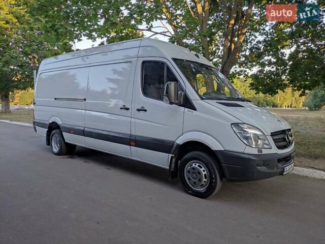 Белый Мерседес Sprinter, объемом двигателя 0 л и пробегом 186 тыс. км за 29900 $, фото 1 на Automoto.ua