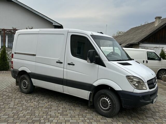 Білий Мерседес Sprinter, об'ємом двигуна 2.1 л та пробігом 212 тис. км за 10200 $, фото 1 на Automoto.ua