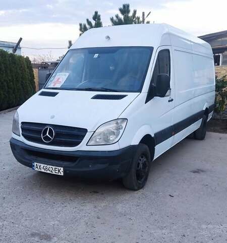 Білий Мерседес Sprinter, об'ємом двигуна 2.2 л та пробігом 400 тис. км за 13300 $, фото 1 на Automoto.ua