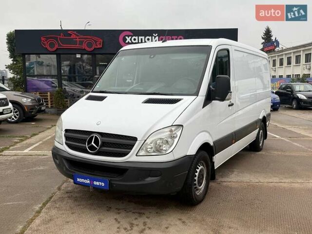 Белый Мерседес Sprinter, объемом двигателя 2.14 л и пробегом 271 тыс. км за 16500 $, фото 1 на Automoto.ua