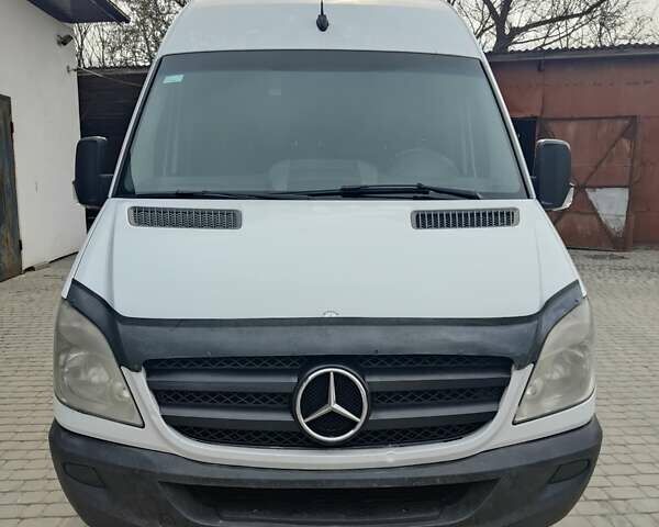 Білий Мерседес Sprinter, об'ємом двигуна 2.14 л та пробігом 563 тис. км за 10900 $, фото 1 на Automoto.ua