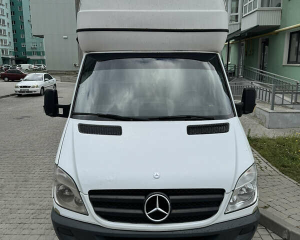 Білий Мерседес Sprinter, об'ємом двигуна 2.14 л та пробігом 304 тис. км за 16200 $, фото 1 на Automoto.ua