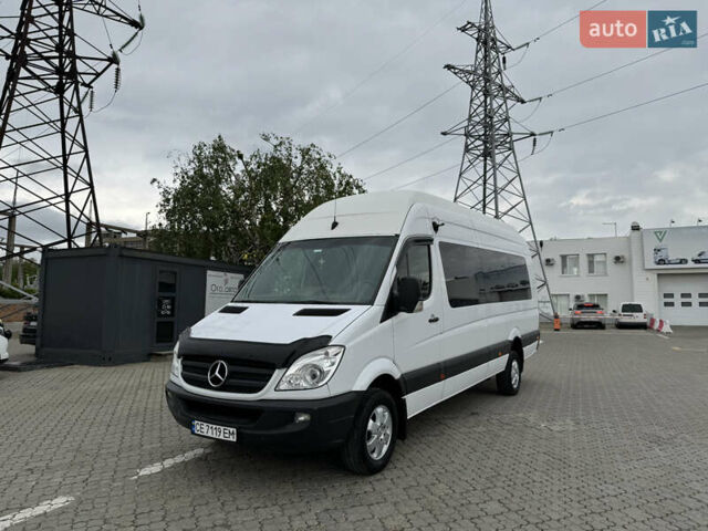 Белый Мерседес Sprinter, объемом двигателя 2.99 л и пробегом 500 тыс. км за 29999 $, фото 1 на Automoto.ua