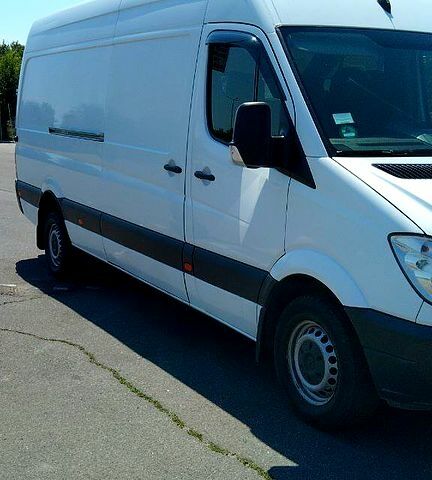 Білий Мерседес Sprinter, об'ємом двигуна 2.1 л та пробігом 312 тис. км за 12800 $, фото 1 на Automoto.ua