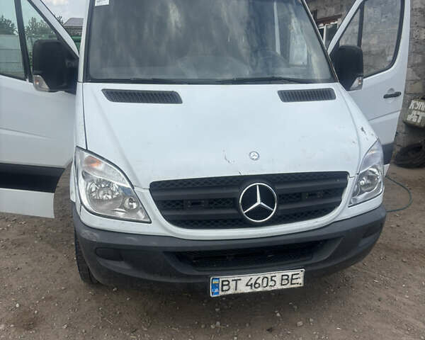 Білий Мерседес Sprinter, об'ємом двигуна 2.14 л та пробігом 512 тис. км за 10000 $, фото 1 на Automoto.ua