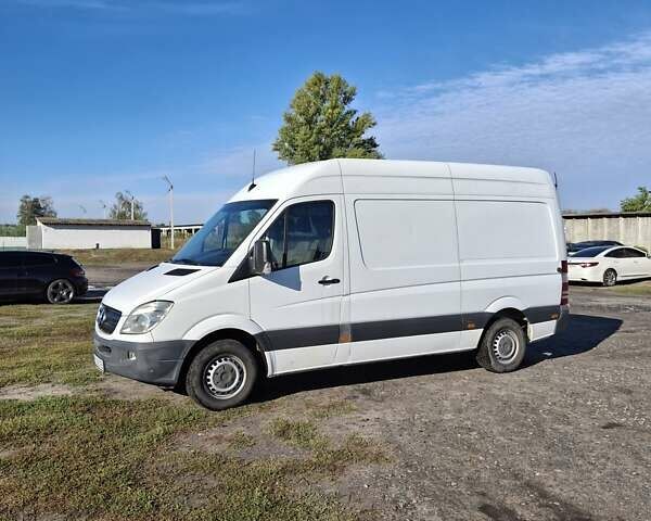 Білий Мерседес Sprinter, об'ємом двигуна 2.14 л та пробігом 251 тис. км за 13800 $, фото 1 на Automoto.ua