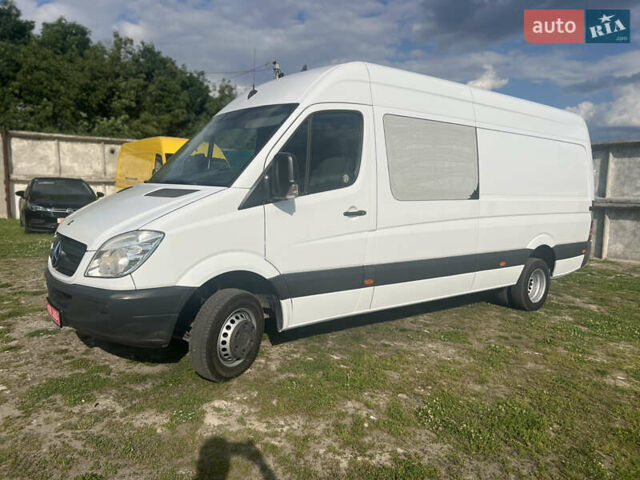 Белый Мерседес Sprinter, объемом двигателя 2.2 л и пробегом 310 тыс. км за 19999 $, фото 1 на Automoto.ua