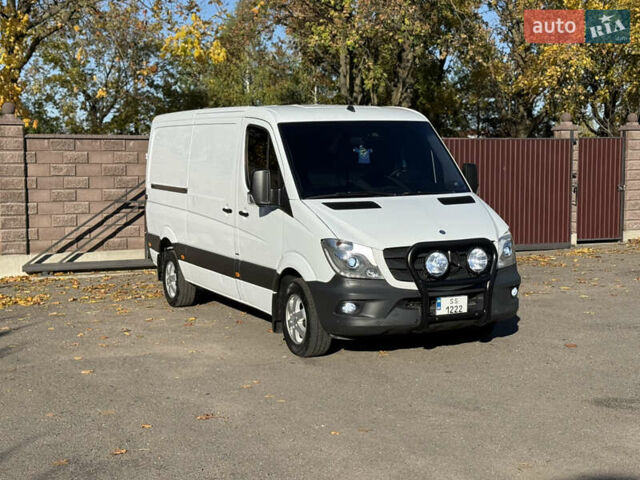 Белый Мерседес Sprinter, объемом двигателя 3 л и пробегом 378 тыс. км за 19500 $, фото 1 на Automoto.ua