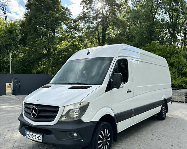 Белый Мерседес Sprinter, объемом двигателя 2.1 л и пробегом 260 тыс. км за 18500 $, фото 1 на Automoto.ua