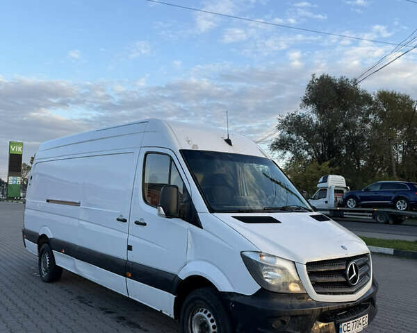Белый Мерседес Sprinter, объемом двигателя 2.14 л и пробегом 539 тыс. км за 13500 $, фото 1 на Automoto.ua
