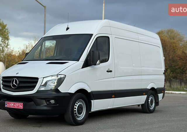 Белый Мерседес Sprinter, объемом двигателя 2.2 л и пробегом 335 тыс. км за 16500 $, фото 1 на Automoto.ua
