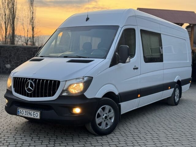 Белый Мерседес Sprinter, объемом двигателя 2.1 л и пробегом 564 тыс. км за 21999 $, фото 1 на Automoto.ua