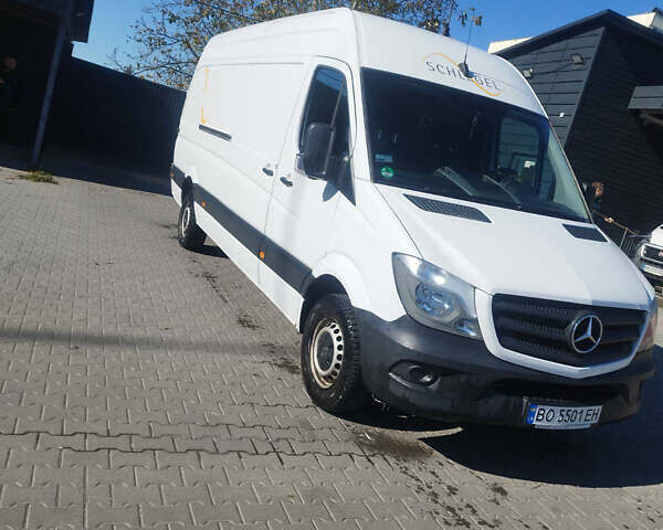 Белый Мерседес Sprinter, объемом двигателя 2.14 л и пробегом 450 тыс. км за 16500 $, фото 1 на Automoto.ua