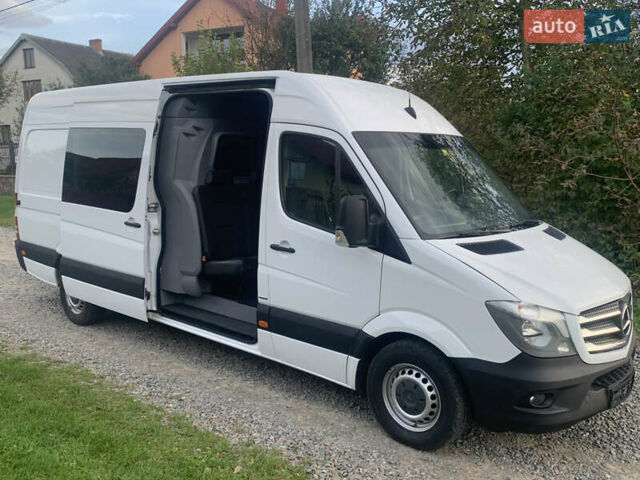 Белый Мерседес Sprinter, объемом двигателя 3 л и пробегом 310 тыс. км за 27990 $, фото 1 на Automoto.ua