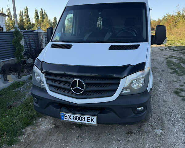 Белый Мерседес Sprinter, объемом двигателя 2.2 л и пробегом 288 тыс. км за 20500 $, фото 1 на Automoto.ua