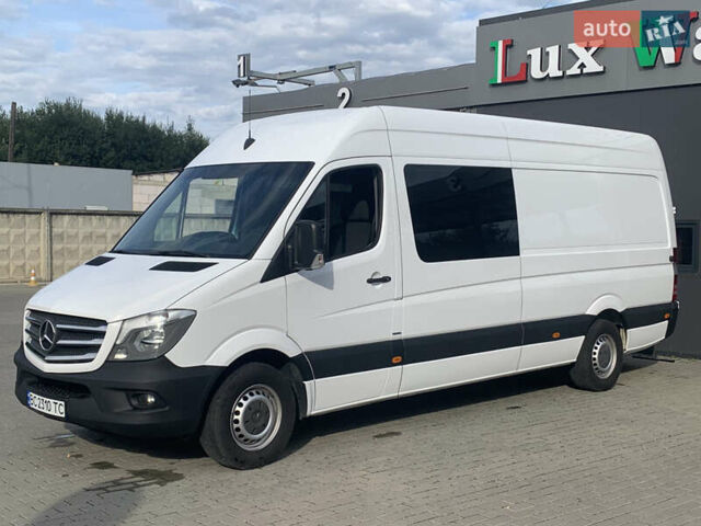 Белый Мерседес Sprinter, объемом двигателя 3 л и пробегом 307 тыс. км за 27990 $, фото 1 на Automoto.ua