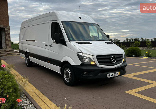 Белый Мерседес Sprinter, объемом двигателя 0 л и пробегом 408 тыс. км за 24000 $, фото 1 на Automoto.ua
