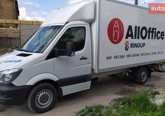 Белый Мерседес Sprinter, объемом двигателя 2.2 л и пробегом 322 тыс. км за 20350 $, фото 1 на Automoto.ua