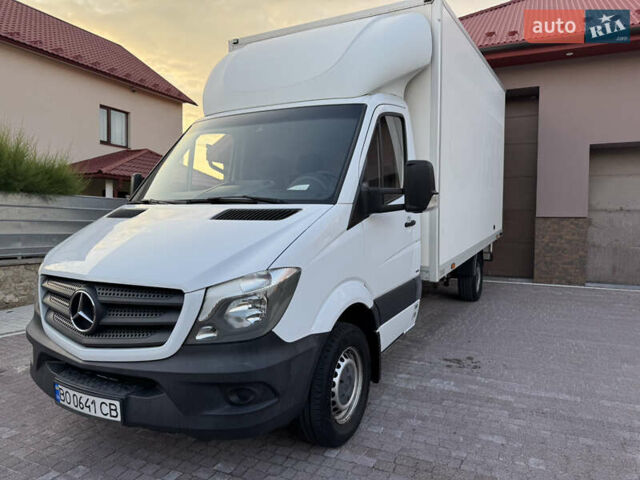 Белый Мерседес Sprinter, объемом двигателя 2.14 л и пробегом 331 тыс. км за 21500 $, фото 1 на Automoto.ua