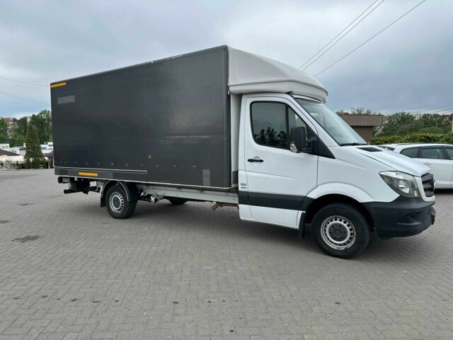 Белый Мерседес Sprinter, объемом двигателя 2.2 л и пробегом 150 тыс. км за 19750 $, фото 1 на Automoto.ua