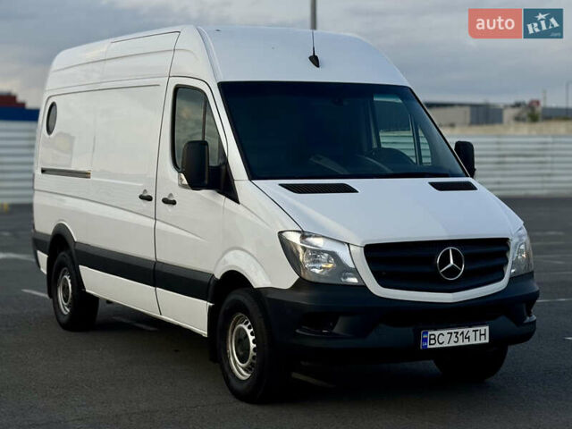 Белый Мерседес Sprinter, объемом двигателя 2.99 л и пробегом 95 тыс. км за 26800 $, фото 1 на Automoto.ua