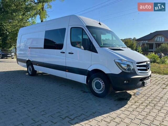 Белый Мерседес Sprinter, объемом двигателя 0 л и пробегом 168 тыс. км за 47339 $, фото 1 на Automoto.ua
