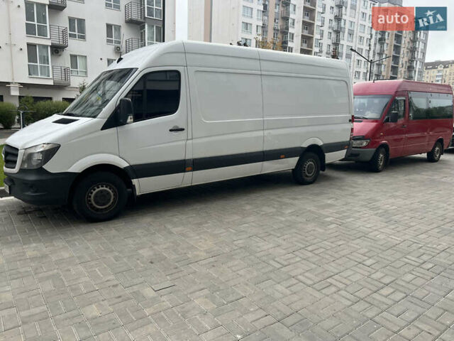 Білий Мерседес Sprinter, об'ємом двигуна 2.14 л та пробігом 398 тис. км за 16000 $, фото 1 на Automoto.ua