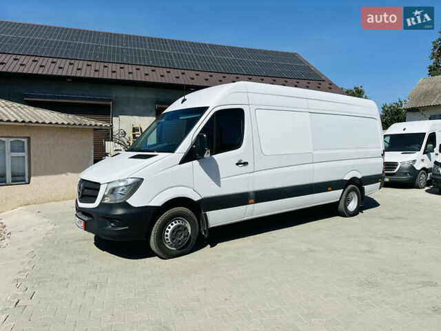 Белый Мерседес Sprinter, объемом двигателя 3 л и пробегом 279 тыс. км за 36877 $, фото 1 на Automoto.ua
