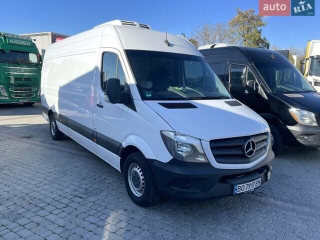 Белый Мерседес Sprinter, объемом двигателя 3 л и пробегом 517 тыс. км за 31800 $, фото 1 на Automoto.ua