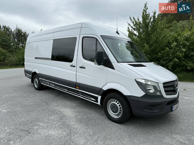 Белый Мерседес Sprinter, объемом двигателя 3 л и пробегом 289 тыс. км за 29800 $, фото 1 на Automoto.ua
