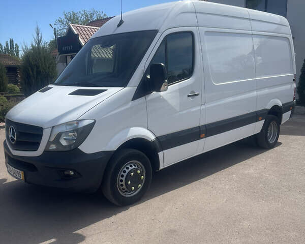 Белый Мерседес Sprinter, объемом двигателя 2.14 л и пробегом 229 тыс. км за 24900 $, фото 1 на Automoto.ua