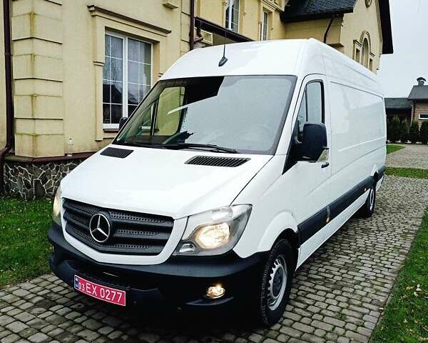 Белый Мерседес Sprinter, объемом двигателя 2.2 л и пробегом 272 тыс. км за 20900 $, фото 1 на Automoto.ua