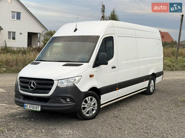 Білий Мерседес Sprinter, об'ємом двигуна 2.14 л та пробігом 290 тис. км за 22500 $, фото 1 на Automoto.ua