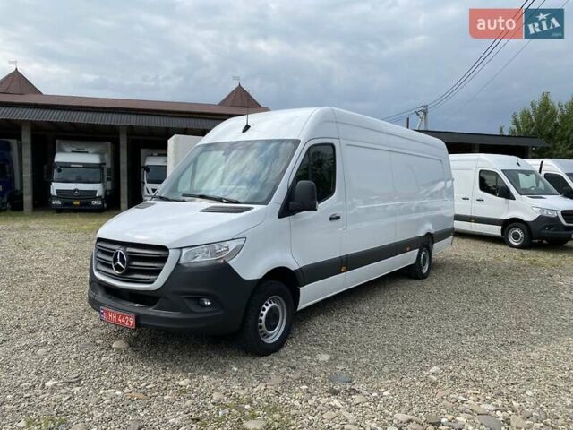 Белый Мерседес Sprinter, объемом двигателя 2.2 л и пробегом 156 тыс. км за 23850 $, фото 1 на Automoto.ua