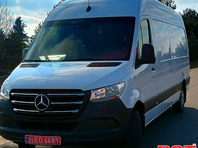 Белый Мерседес Sprinter, объемом двигателя 22 л и пробегом 320 тыс. км за 22000 $, фото 1 на Automoto.ua