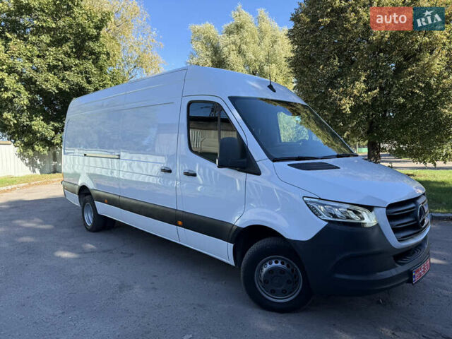 Белый Мерседес Sprinter, объемом двигателя 2.2 л и пробегом 270 тыс. км за 34900 $, фото 1 на Automoto.ua