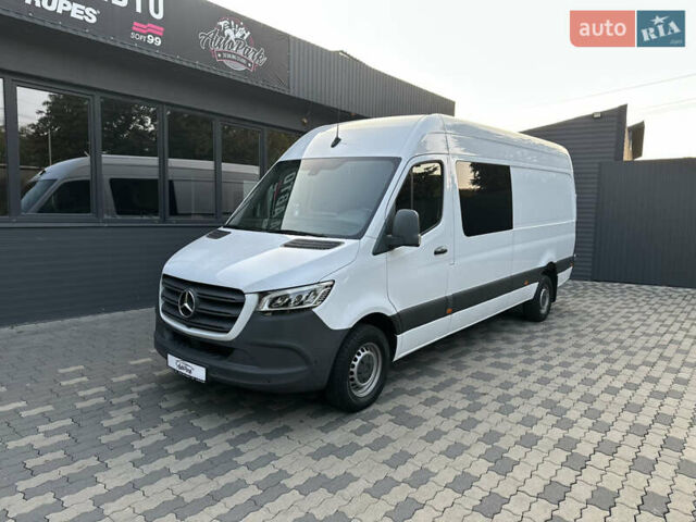 Белый Мерседес Sprinter, объемом двигателя 3 л и пробегом 336 тыс. км за 46329 $, фото 1 на Automoto.ua