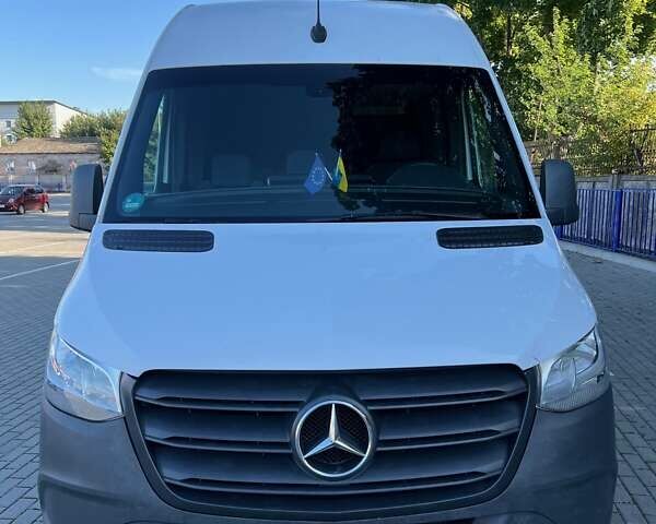 Білий Мерседес Sprinter, об'ємом двигуна 2.14 л та пробігом 690 тис. км за 26000 $, фото 1 на Automoto.ua