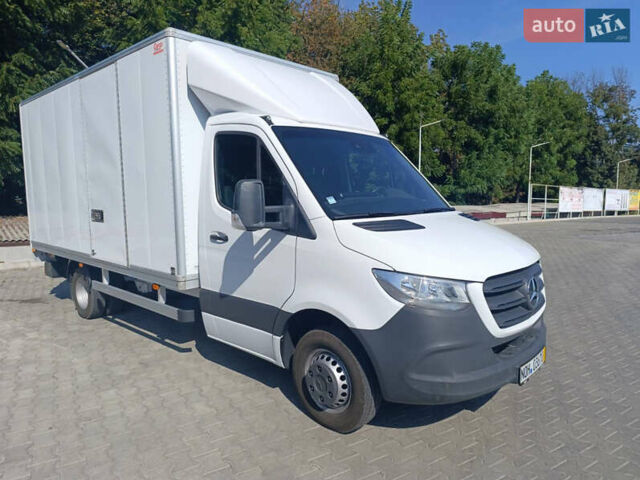 Білий Мерседес Sprinter, об'ємом двигуна 2.99 л та пробігом 241 тис. км за 41825 $, фото 1 на Automoto.ua